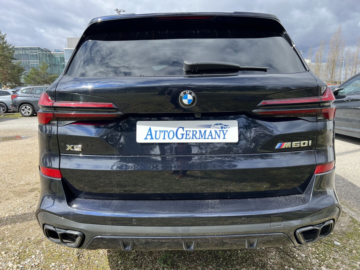 BMW X5 M60i xDrive 530PS Black-MPaket LED Aus Deutschland (117470)