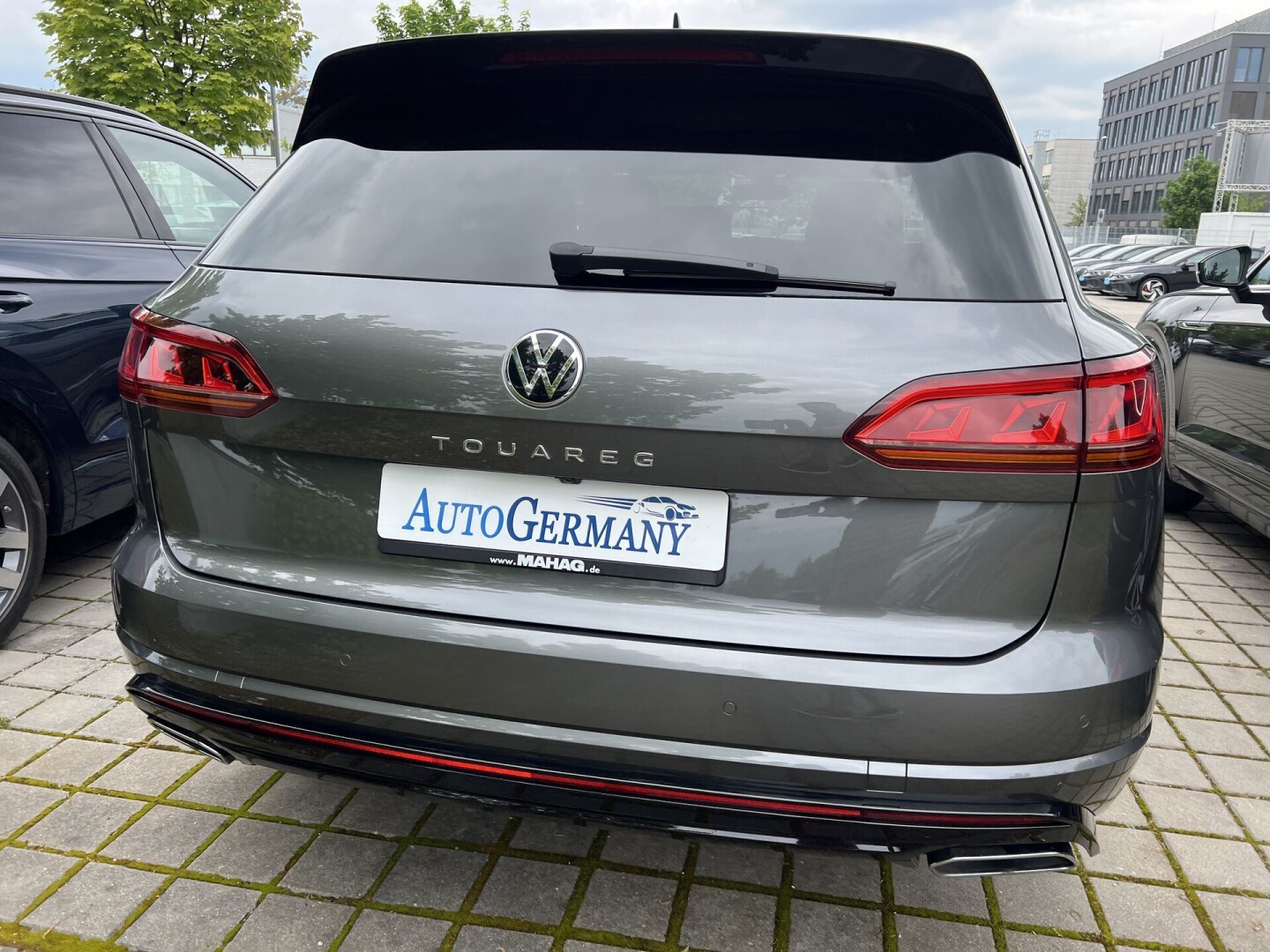 VW Touareg 3.0 TDI 286PS 4Motion R-Line LED Aus Deutschland (117643)