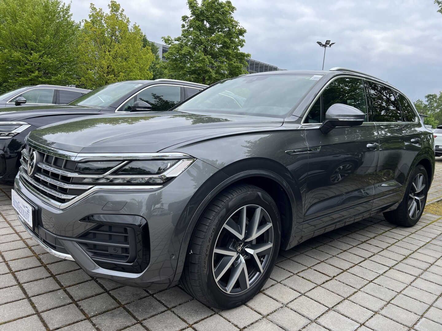 VW Touareg 3.0 TDI 286PS 4Motion R-Line LED Aus Deutschland (117662)