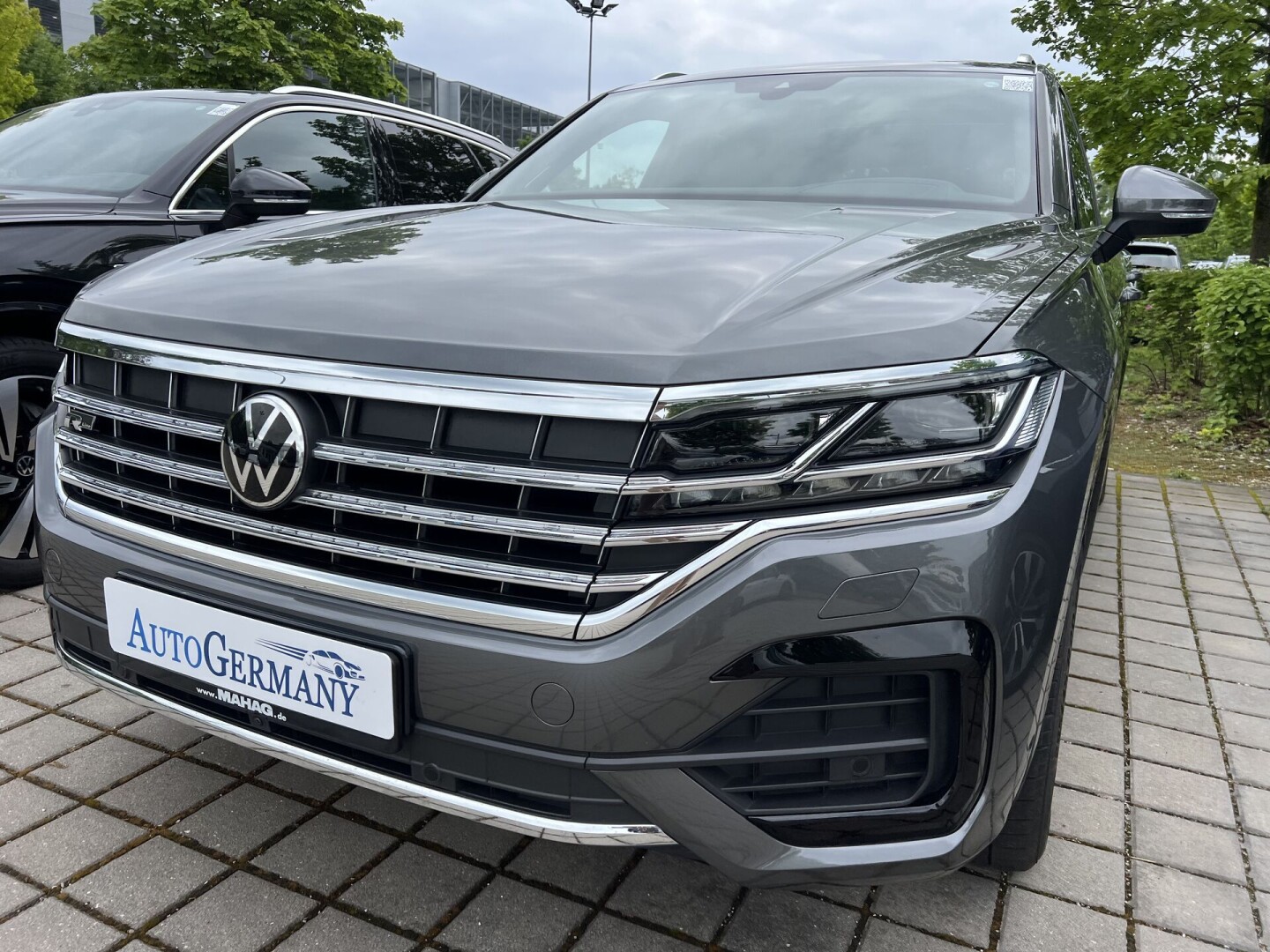 VW Touareg 3.0 TDI 286PS 4Motion R-Line LED Aus Deutschland (117661)