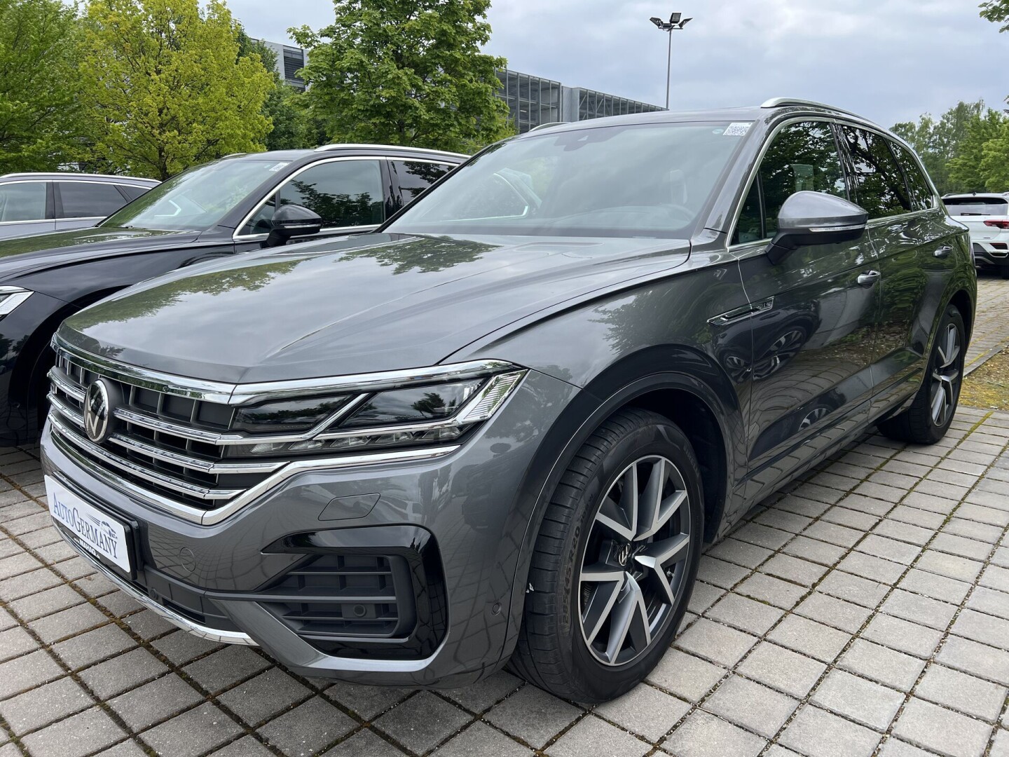 VW Touareg 3.0 TDI 286PS 4Motion R-Line LED Aus Deutschland (117663)