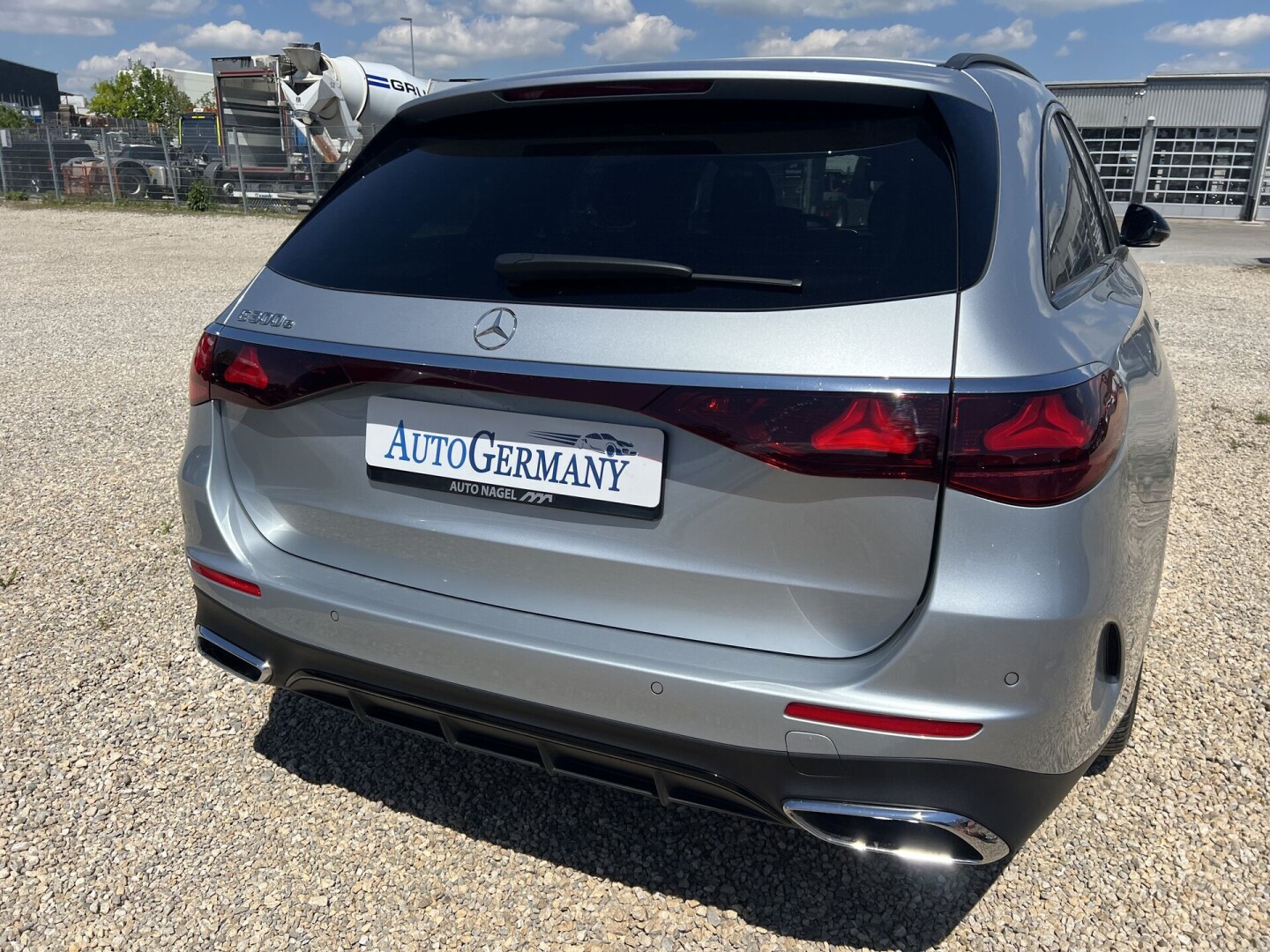 Mercedes-Benz E300e Hybrid 204PS Individual AMG Aus Deutschland (117681)