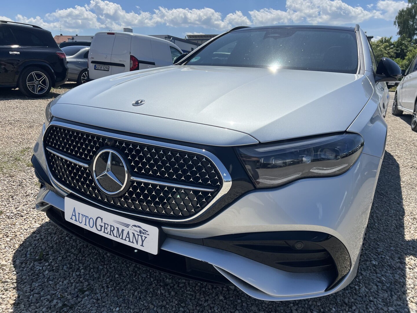 Mercedes-Benz E300e Hybrid 204PS Individual AMG From Germany (117695)