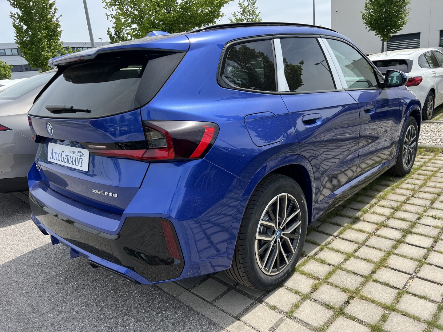 BMW X1 xDrive 25e M-Sport Black Paket Laser From Germany (117785)