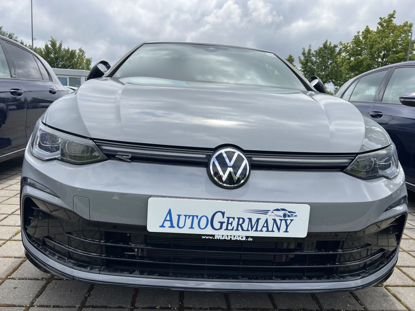 VW Golf 2.0TSI 4Motion DSG Black-Style LED From Germany (118215)