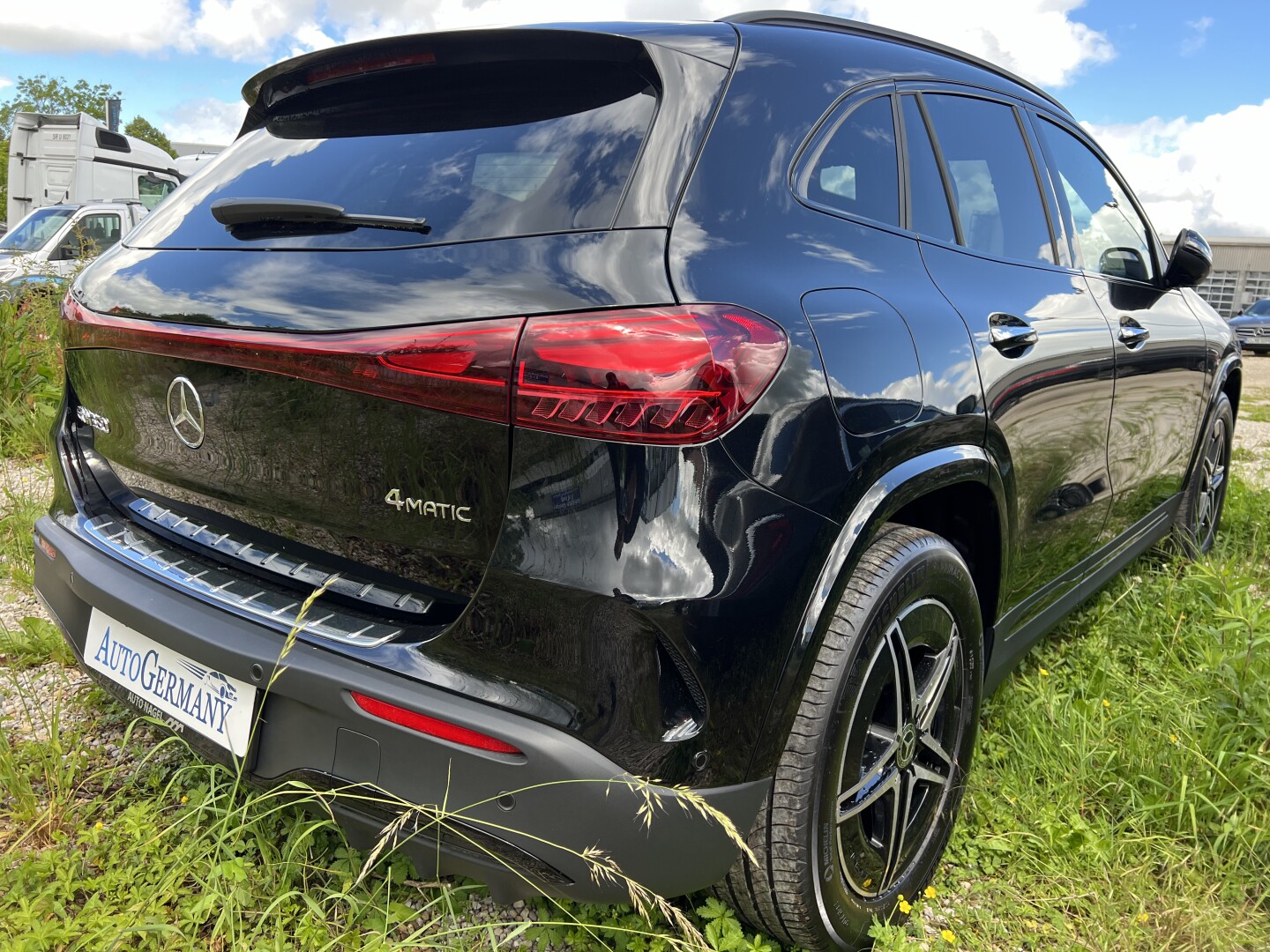 Mercedes-Benz EQA 350 4Matic 292PS AMG Black Aus Deutschland (118263)