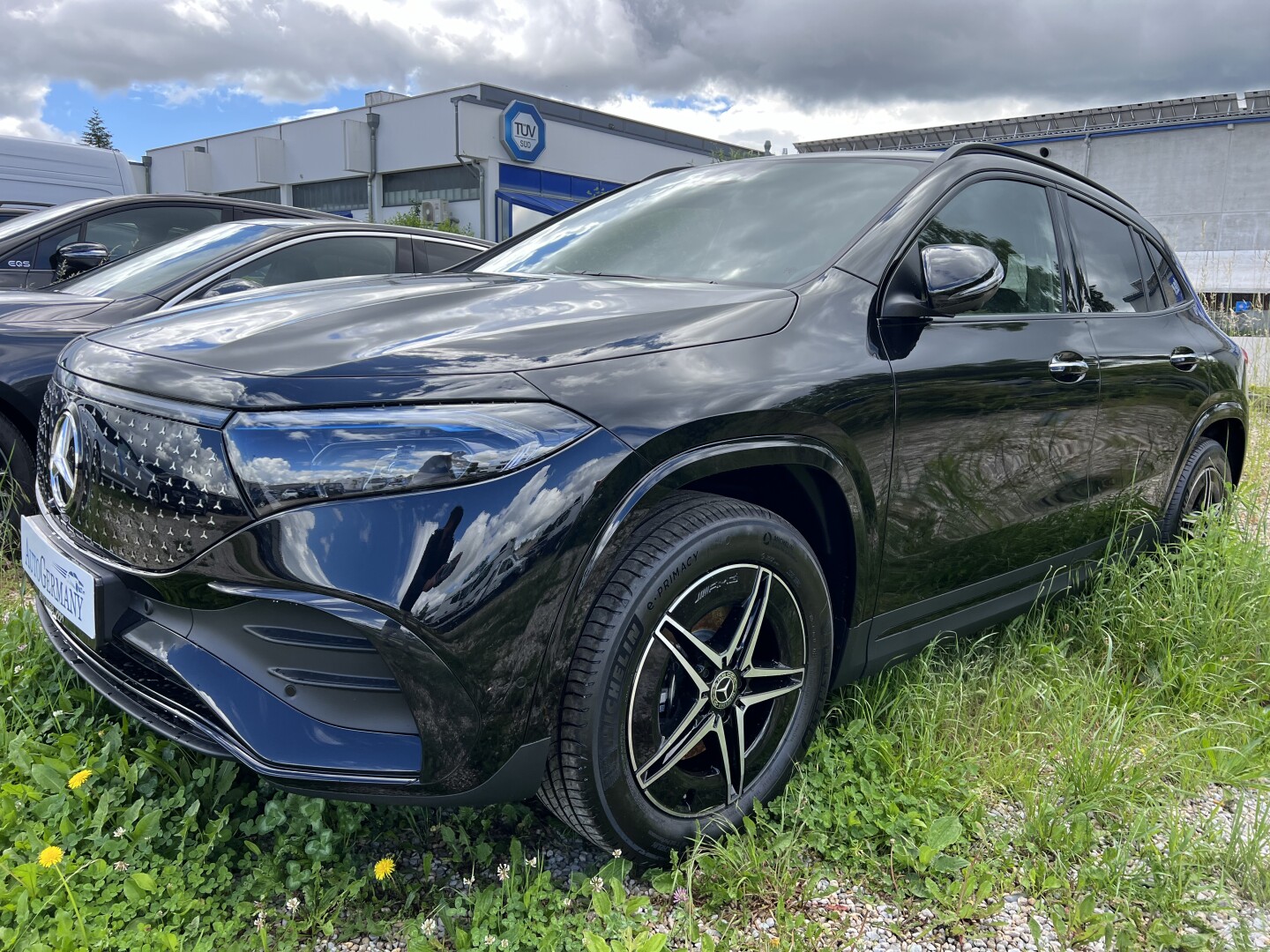 Mercedes-Benz EQA 350 4Matic 292PS AMG Black From Germany (118277)