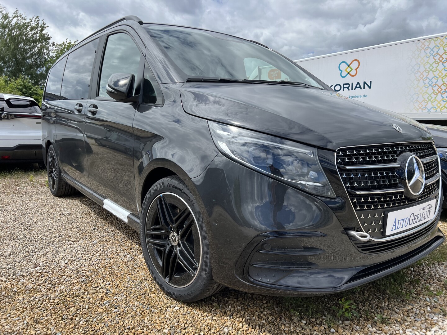 Mercedes-Benz V220d AMG Style Lang Facelift From Germany (118530)