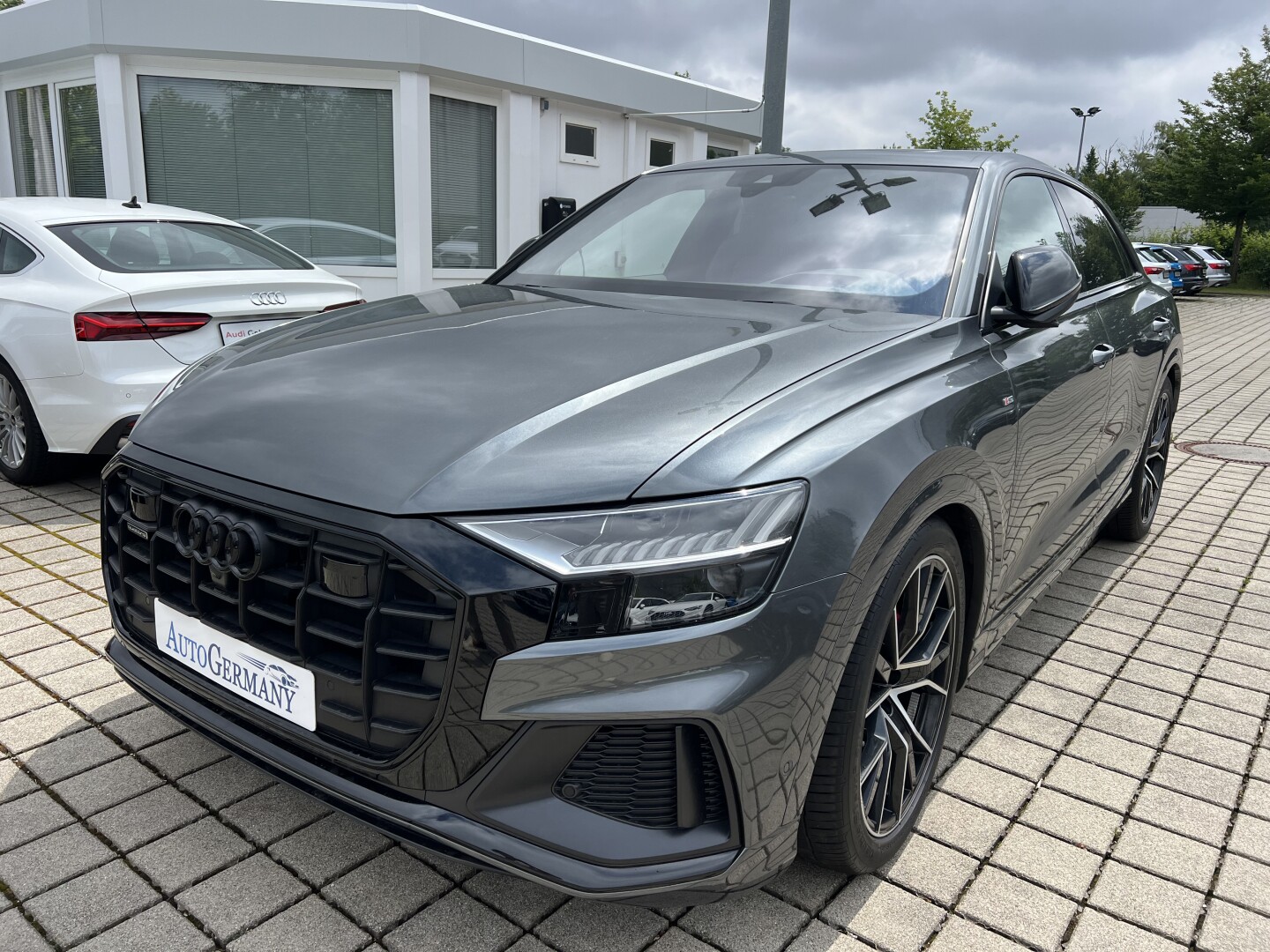 Audi Q8 S-Line 50TDI Individual Black-Paket Matrix Из Германии (118555)