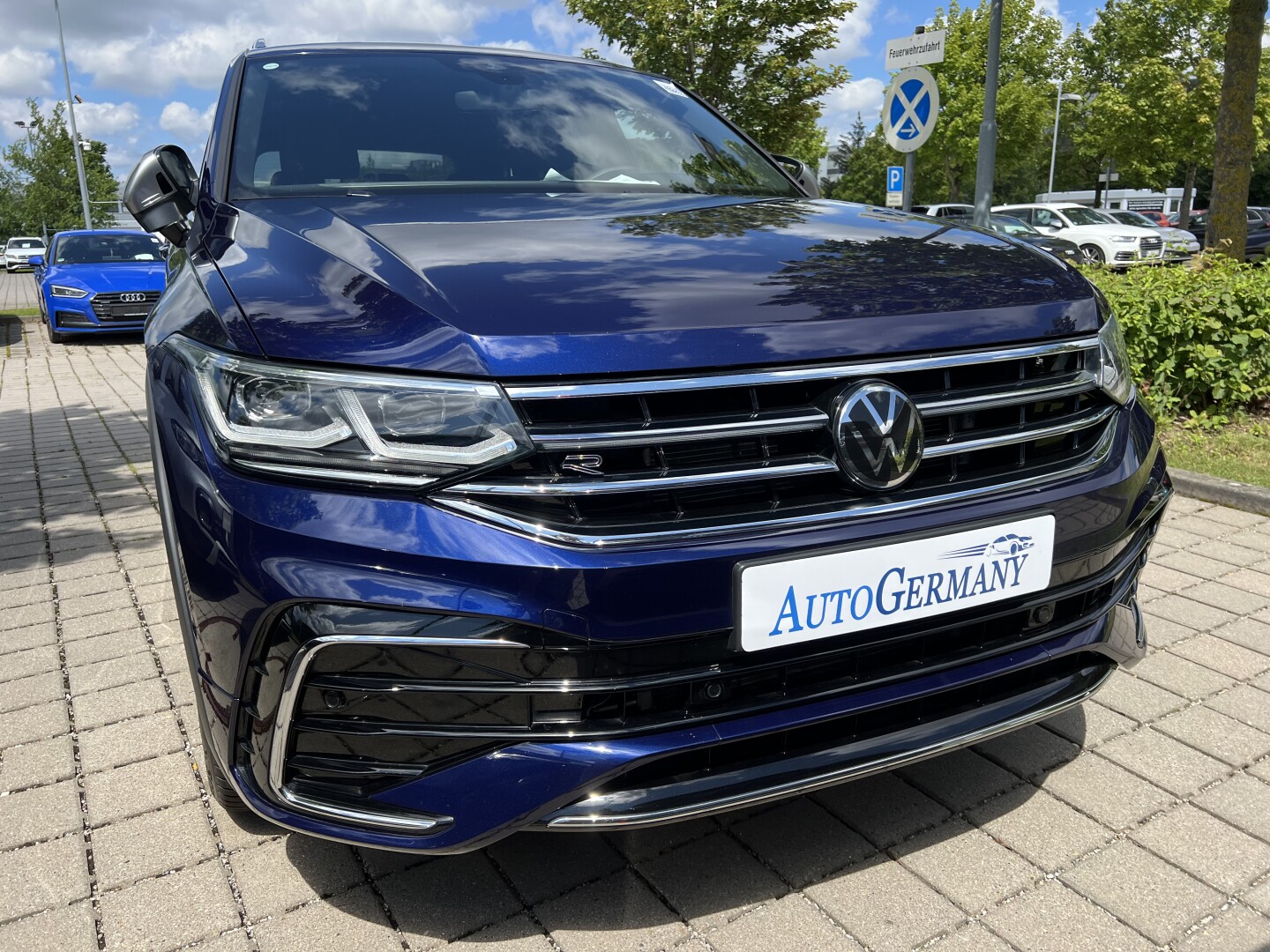 VW Tiguan Allspace 2.0TDI 200PS 4Motion R-Line IQ-Light Из Германии (118640)