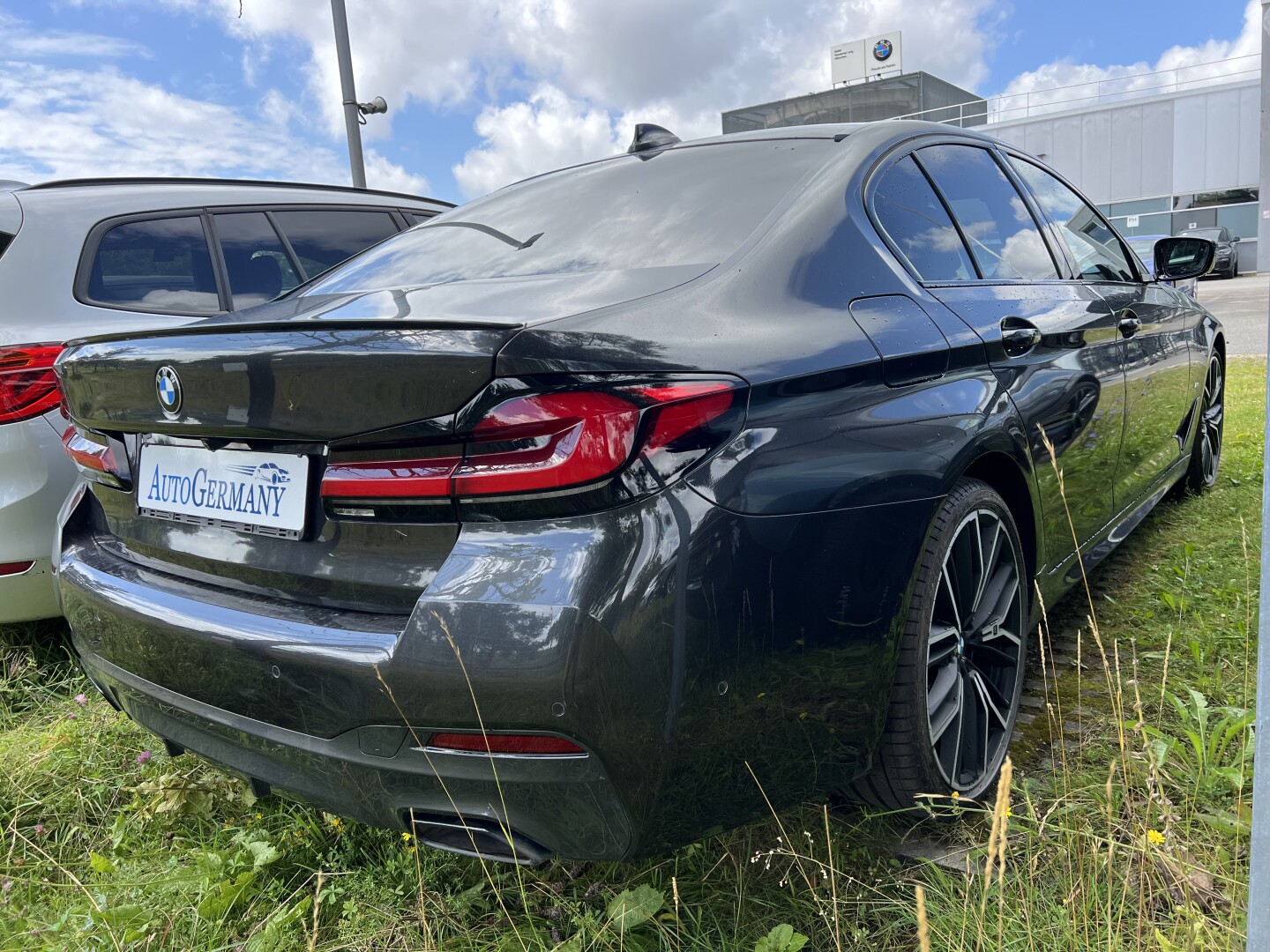 BMW 530d 286PS xDrive M-Sport Paket Laser  From Germany (118717)