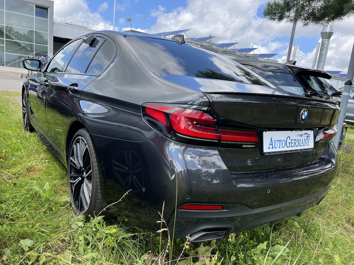 BMW 530d 286PS xDrive M-Sport Paket Laser  From Germany (118718)