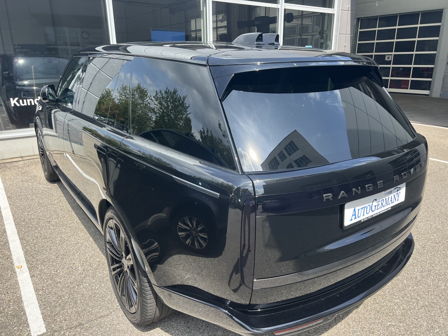 Land Rover Range Rover Autobiography D350 LWB Black З Німеччини (118882)