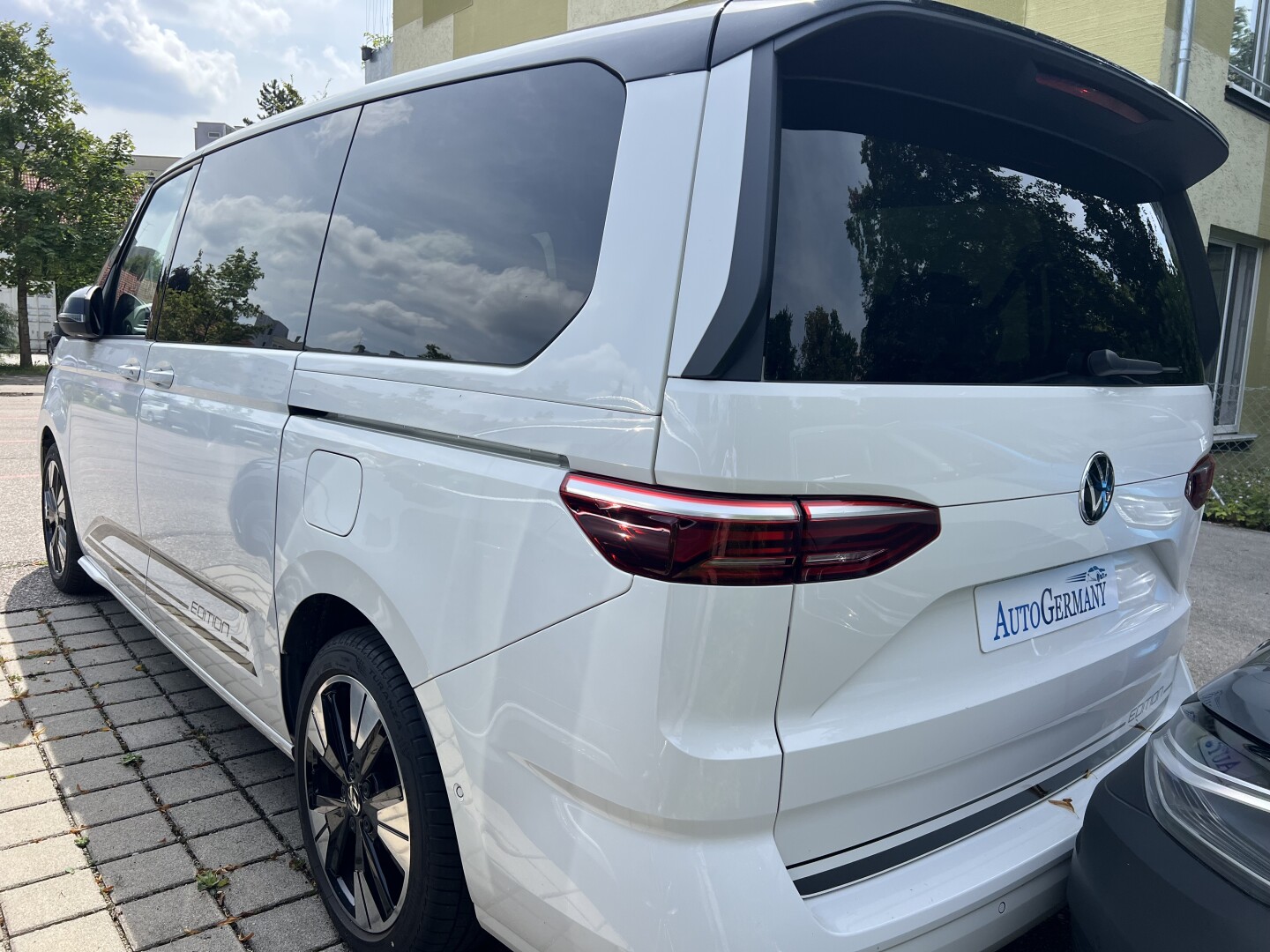 VW Multivan T7 Edition 2.0TDI DSG Bulli Из Германии (118912)