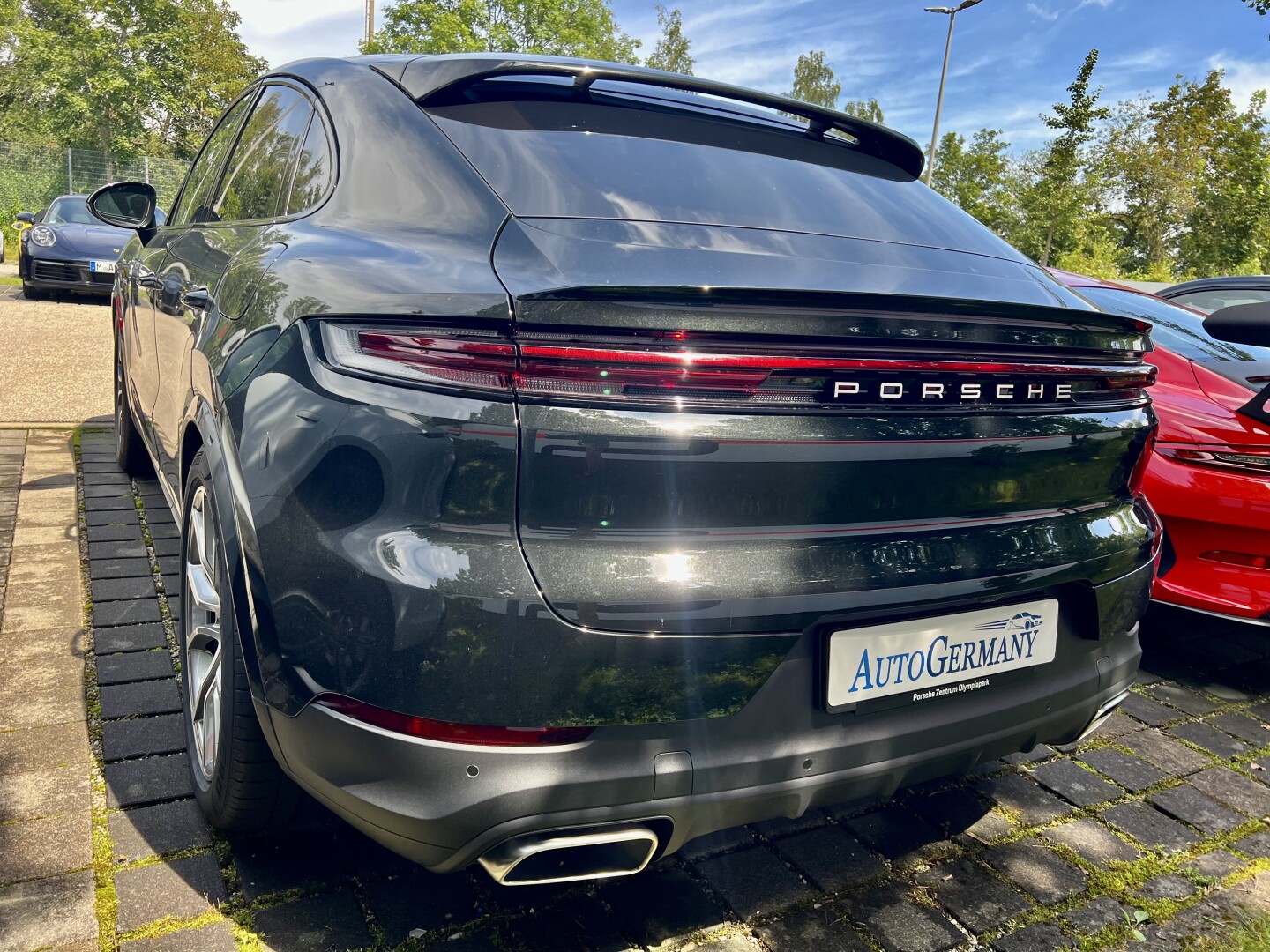 Porsche Cayenne e-Hybrid 470PS Coupe HD-Matrix From Germany (119018)