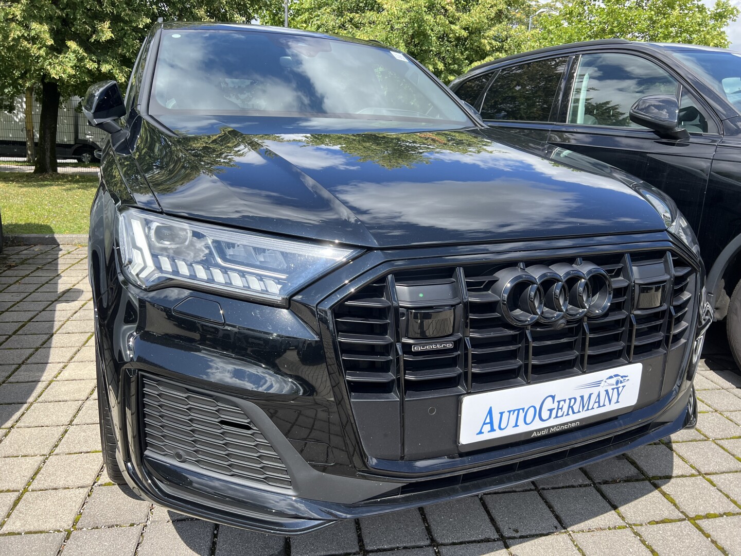 Audi Q7 S-Line 50TDI 286PS Individual 7-мест Aus Deutschland (119263)