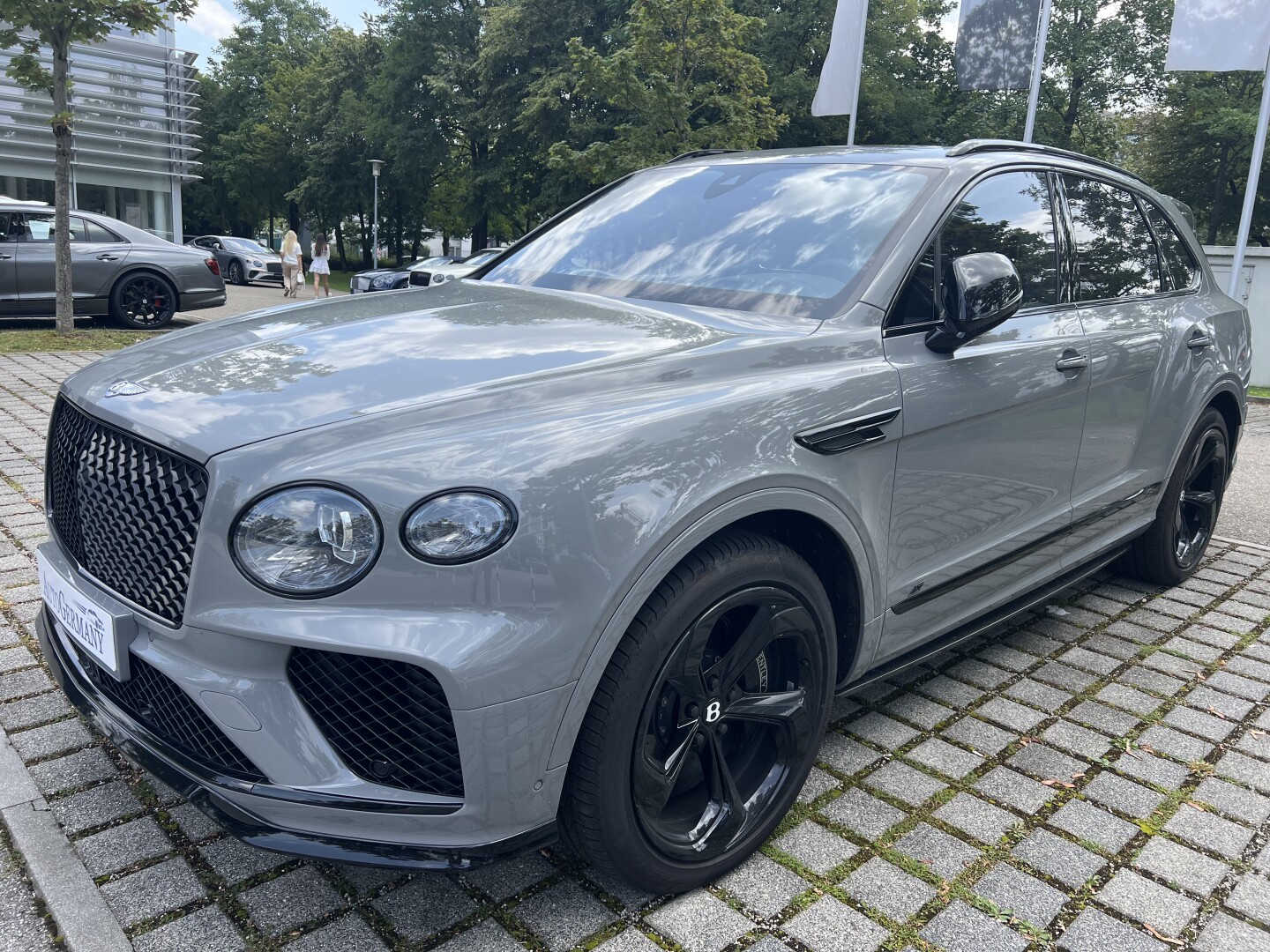 Bentley Bentayga 4.0 V8 S 549PS Black-Paket Mulliner Из Германии (119403)