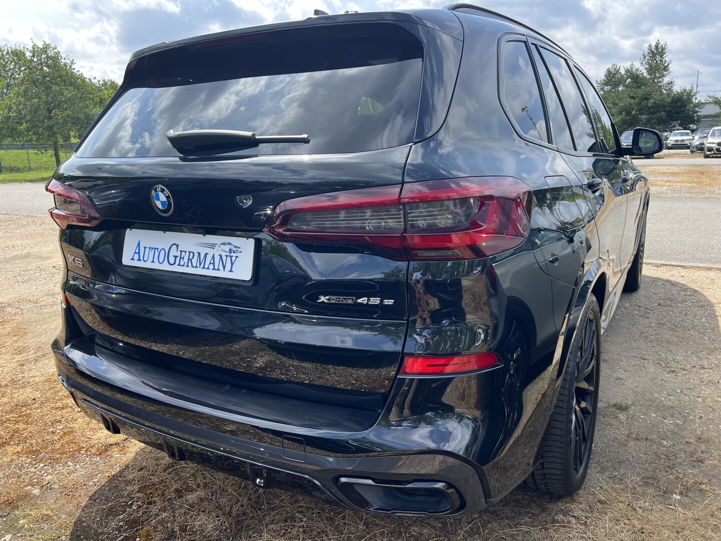 BMW X5 xDrive 45e M-Sportpaket Black Individual Aus Deutschland (119429)