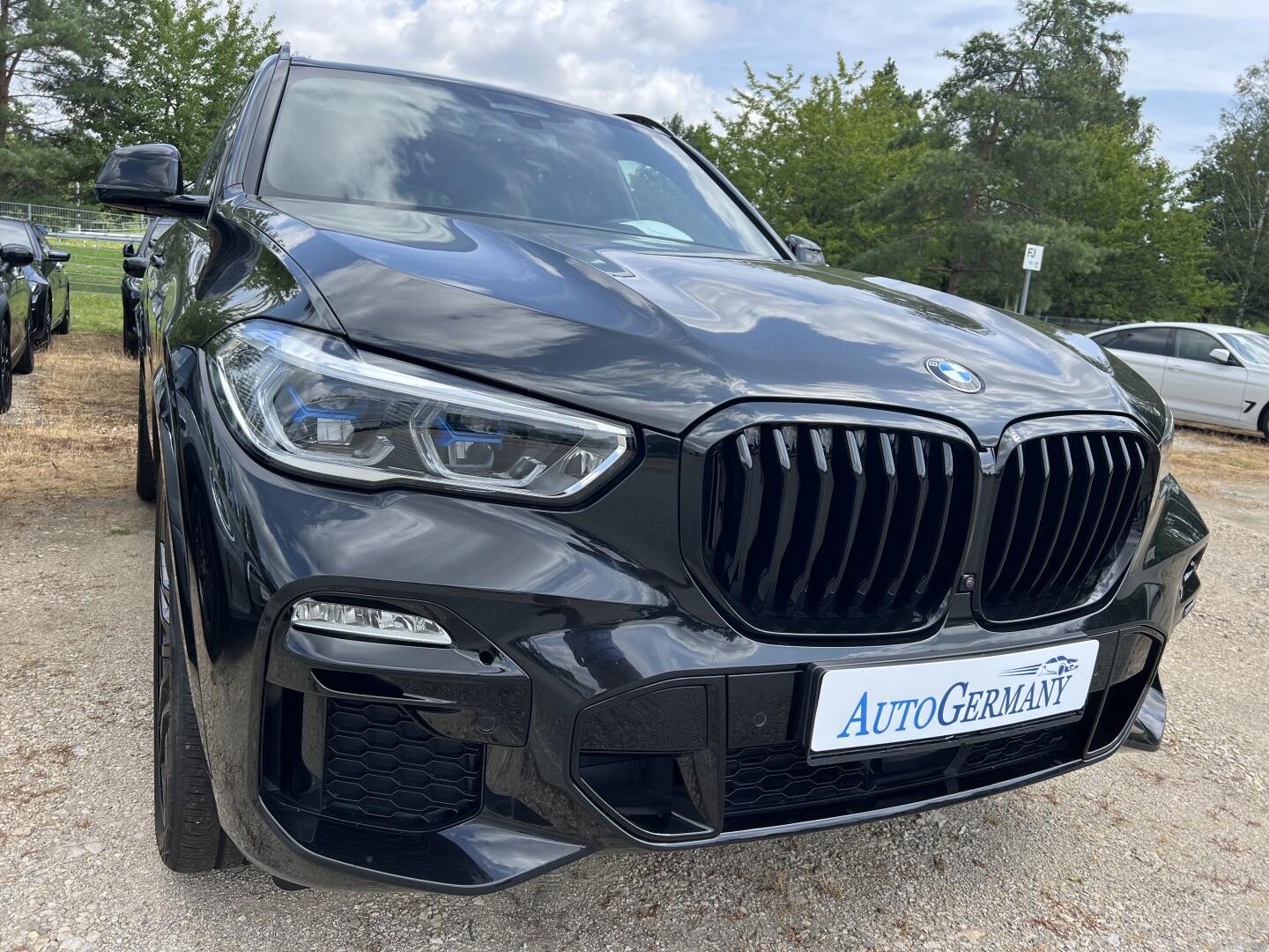 BMW X5 xDrive 45e M-Sportpaket Black Individual Aus Deutschland (119432)