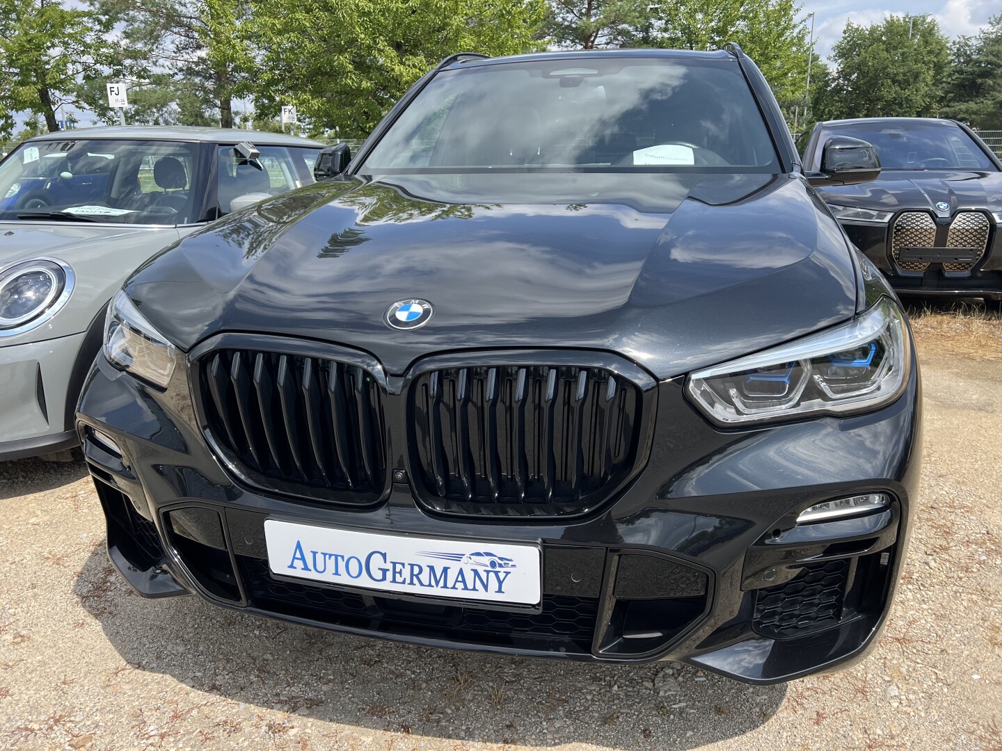 BMW X5 xDrive 45e M-Sportpaket Black Individual From Germany (119436)