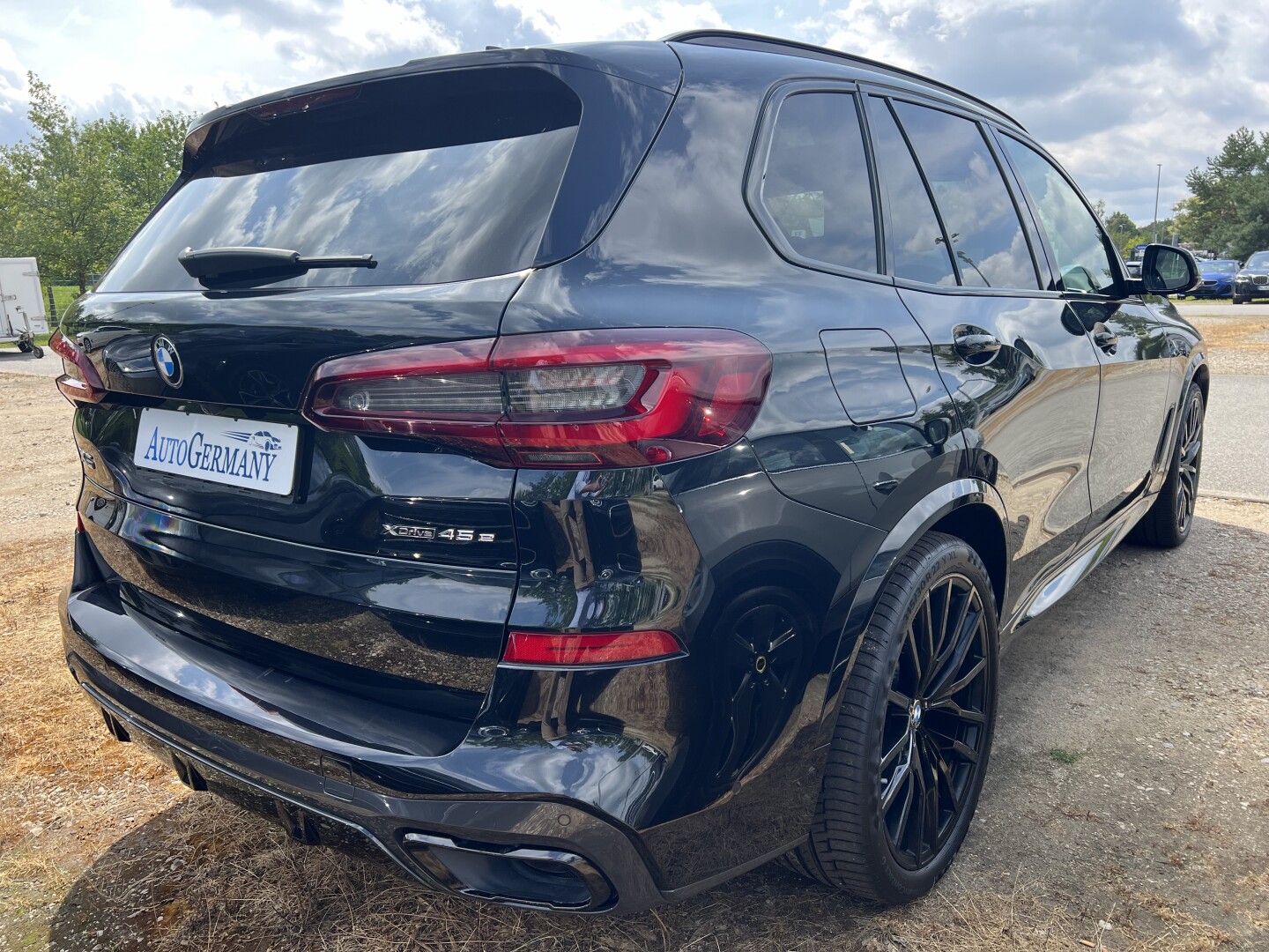 BMW X5 xDrive 45e M-Sportpaket Black Individual From Germany (119451)