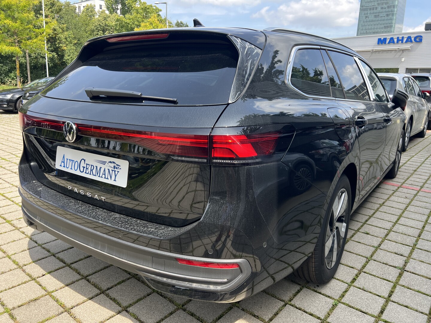 VW Passat 2.0TDI Variant Elegance DSG IQ-Matrix З Німеччини (119617)