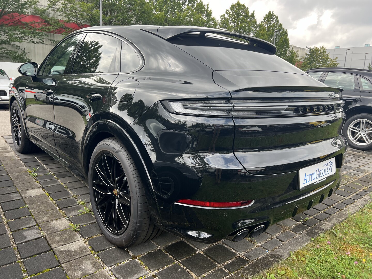 Porsche Cayenne e-Hybrid 470PS Coupe Black-Paket З Німеччини (119755)