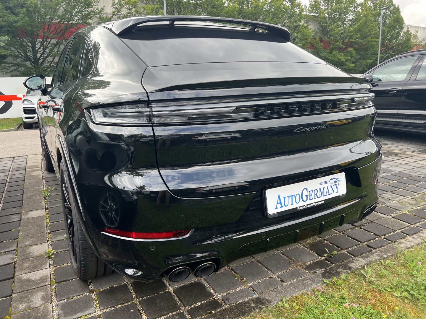 Porsche Cayenne e-Hybrid 470PS Coupe Black-Paket З Німеччини (119754)