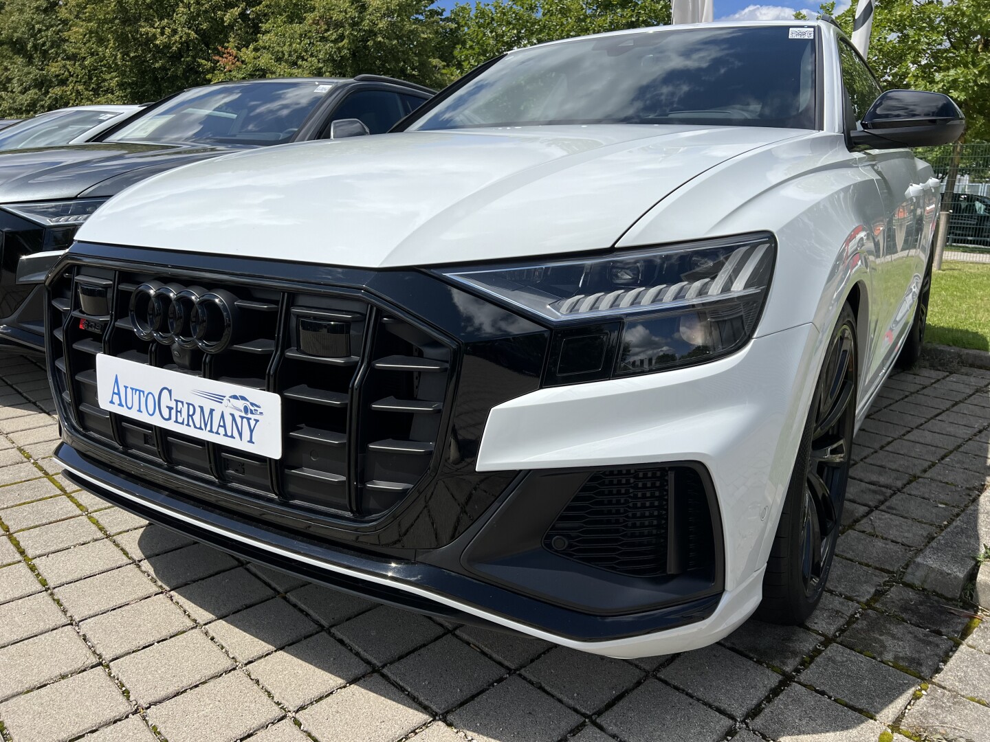 Audi SQ8 4.0TDI Black-Paket Individual Matrix З Німеччини (119799)