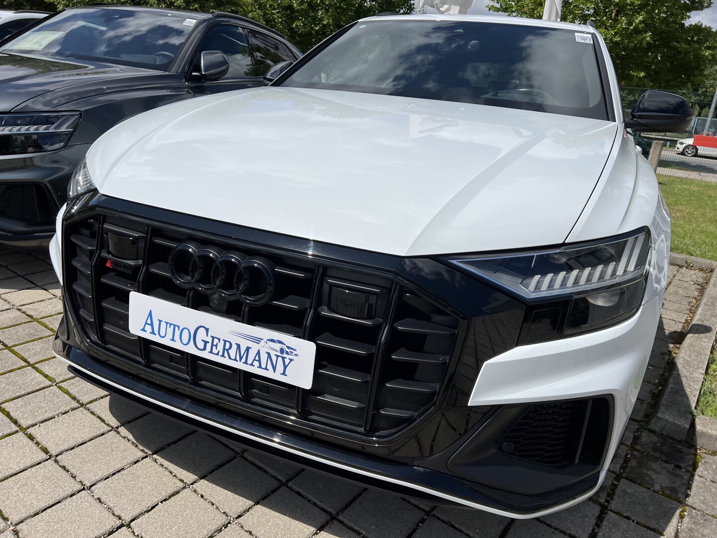 Audi SQ8 4.0TDI Black-Paket Individual Matrix З Німеччини (119802)