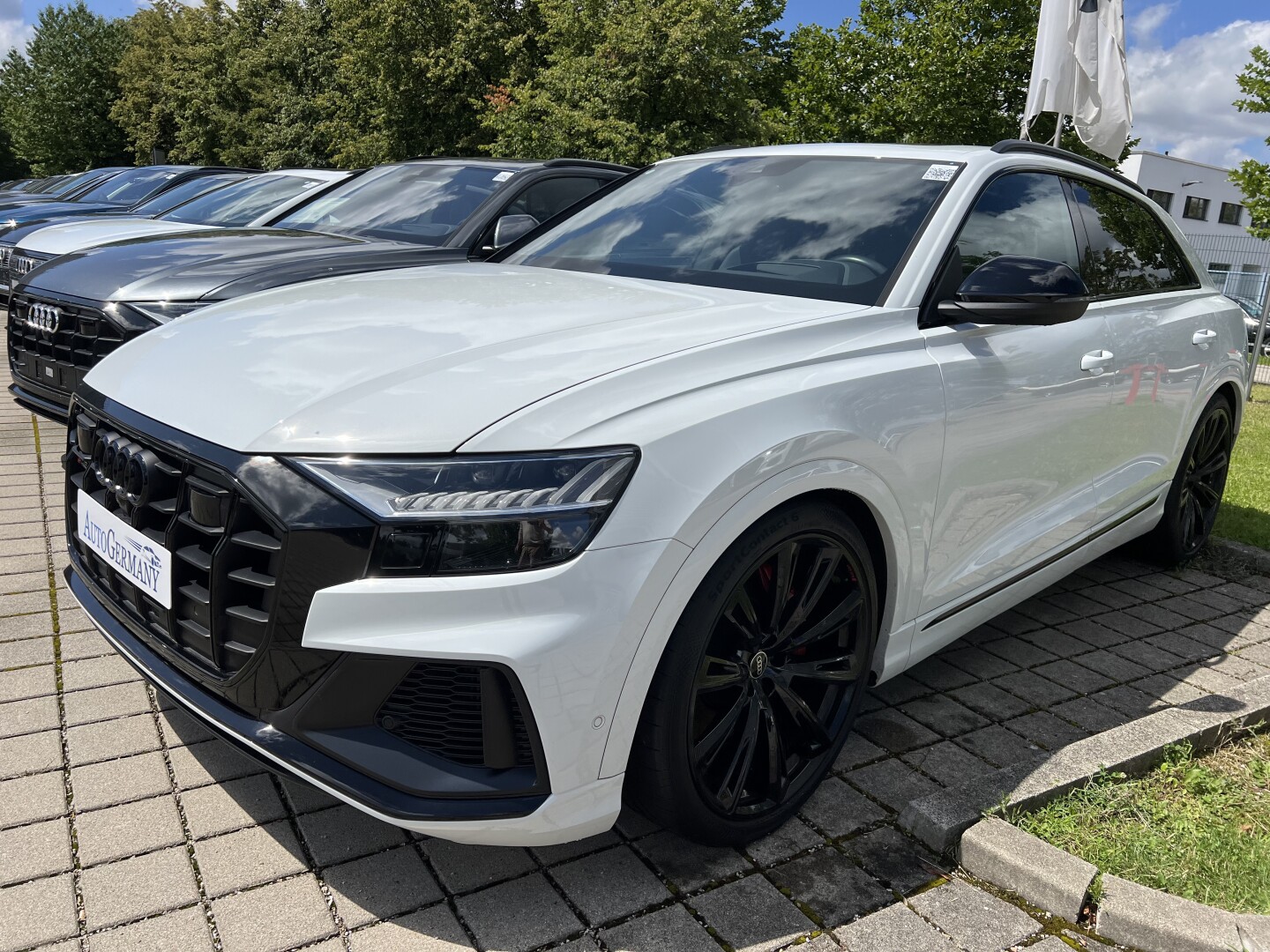 Audi SQ8 4.0TDI Black-Paket Individual Matrix З Німеччини (119800)