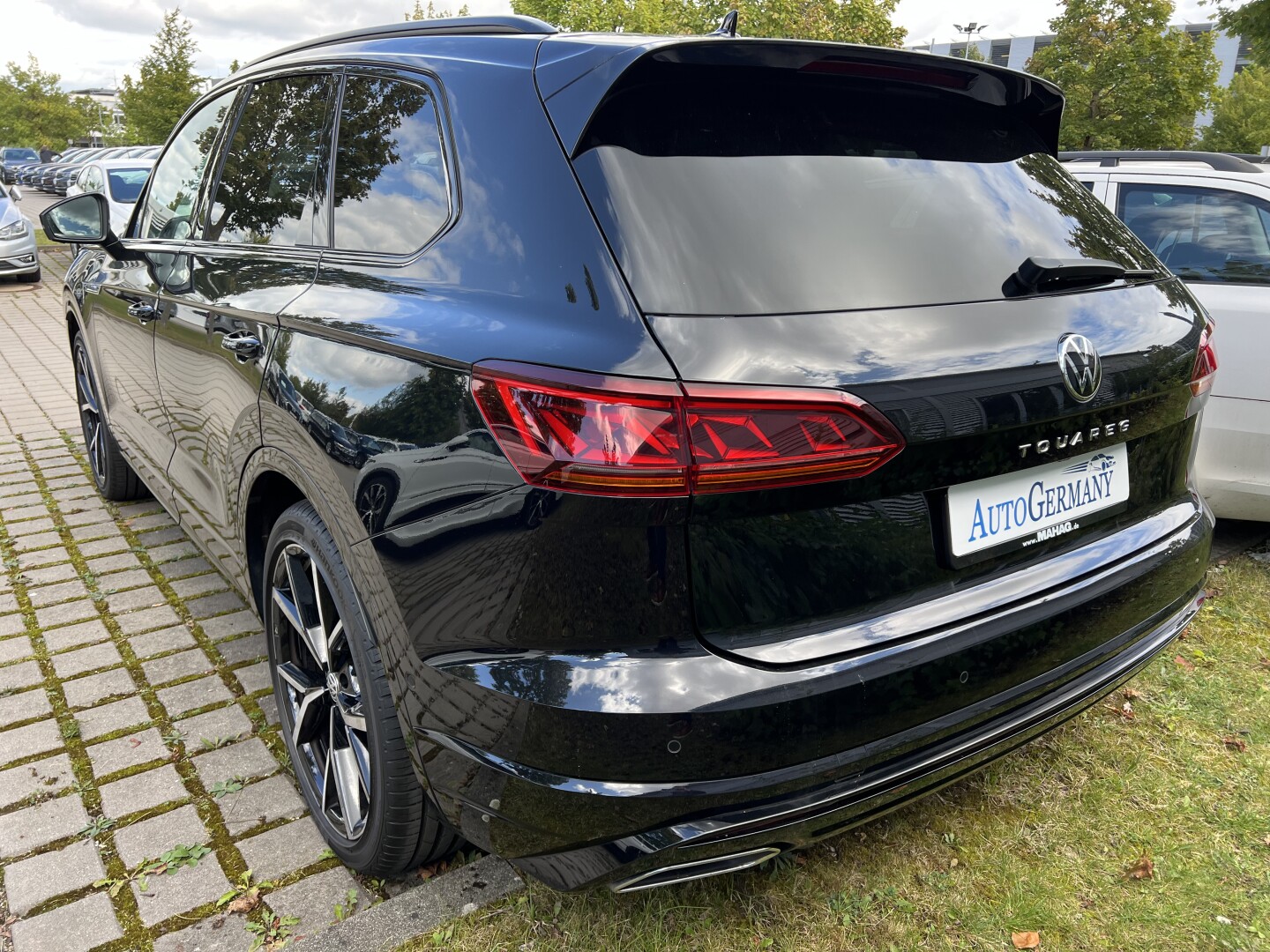 VW Touareg 3.0TDI 286PS R-Line Black-Paket LED З Німеччини (119851)