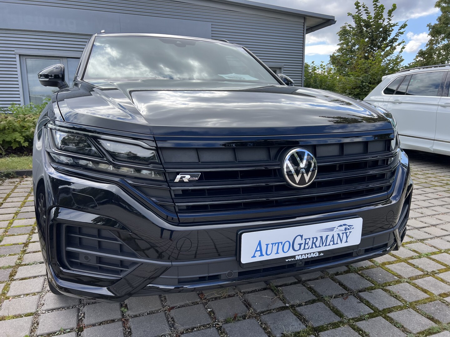 VW Touareg 3.0TDI 286PS R-Line Black-Paket LED З Німеччини (119864)