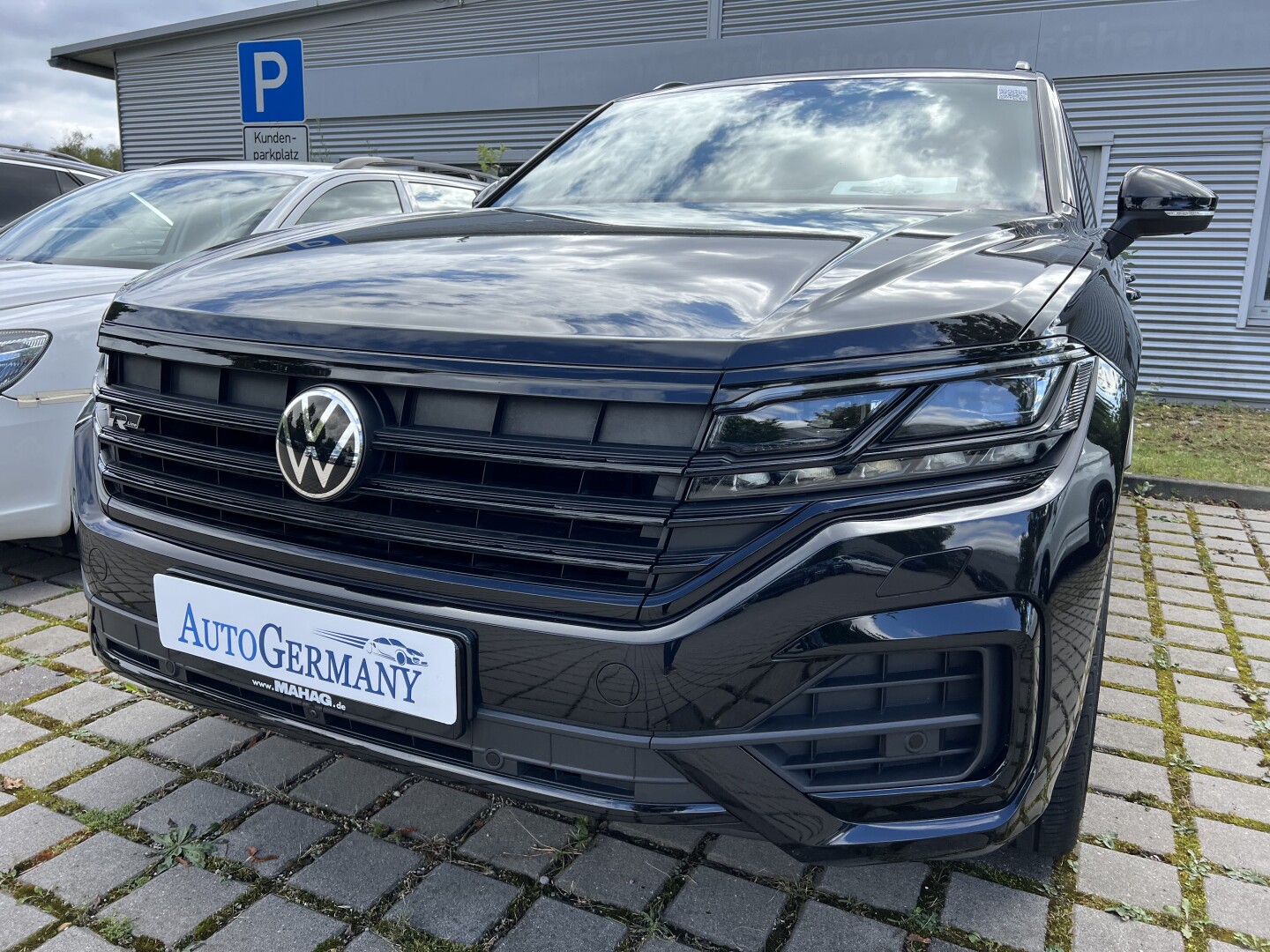 VW Touareg 3.0TDI 286PS R-Line Black-Paket LED З Німеччини (119862)