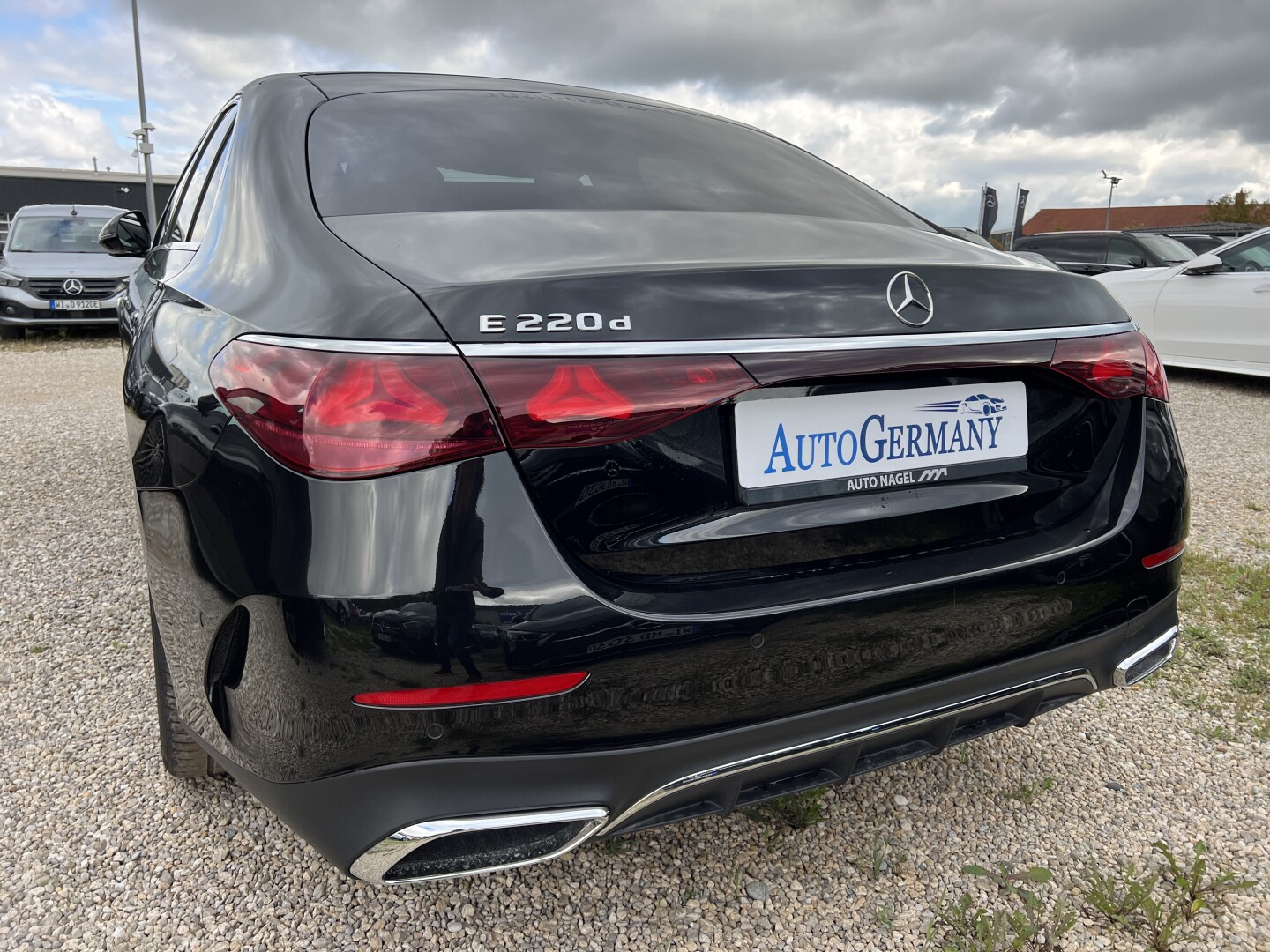 Mercedes-Benz E220d AMG-Sport Individual З Німеччини (119875)