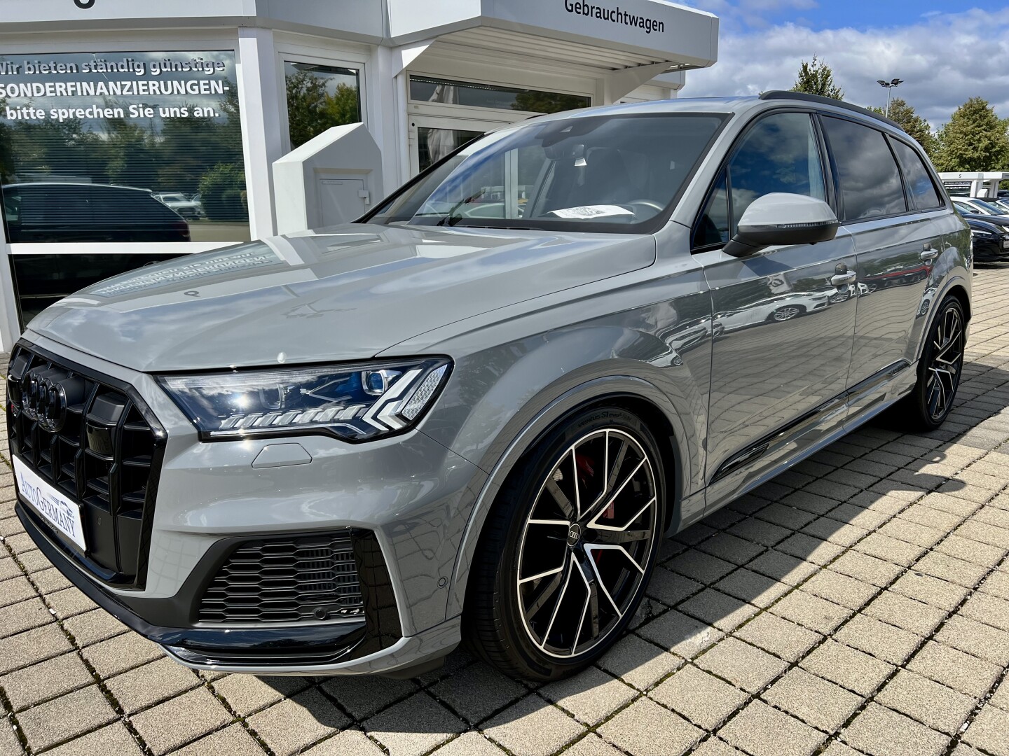 Audi SQ7 4.0TFSI 507PS Competition Plus Black-Paket З Німеччини (119917)