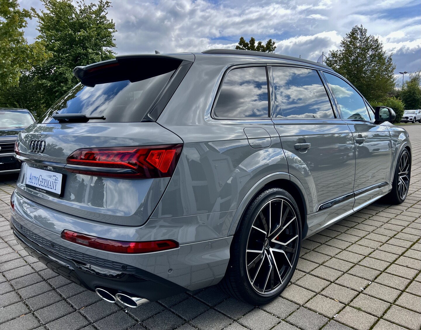 Audi SQ7 4.0TFSI 507PS Competition Plus Black-Paket З Німеччини (119899)