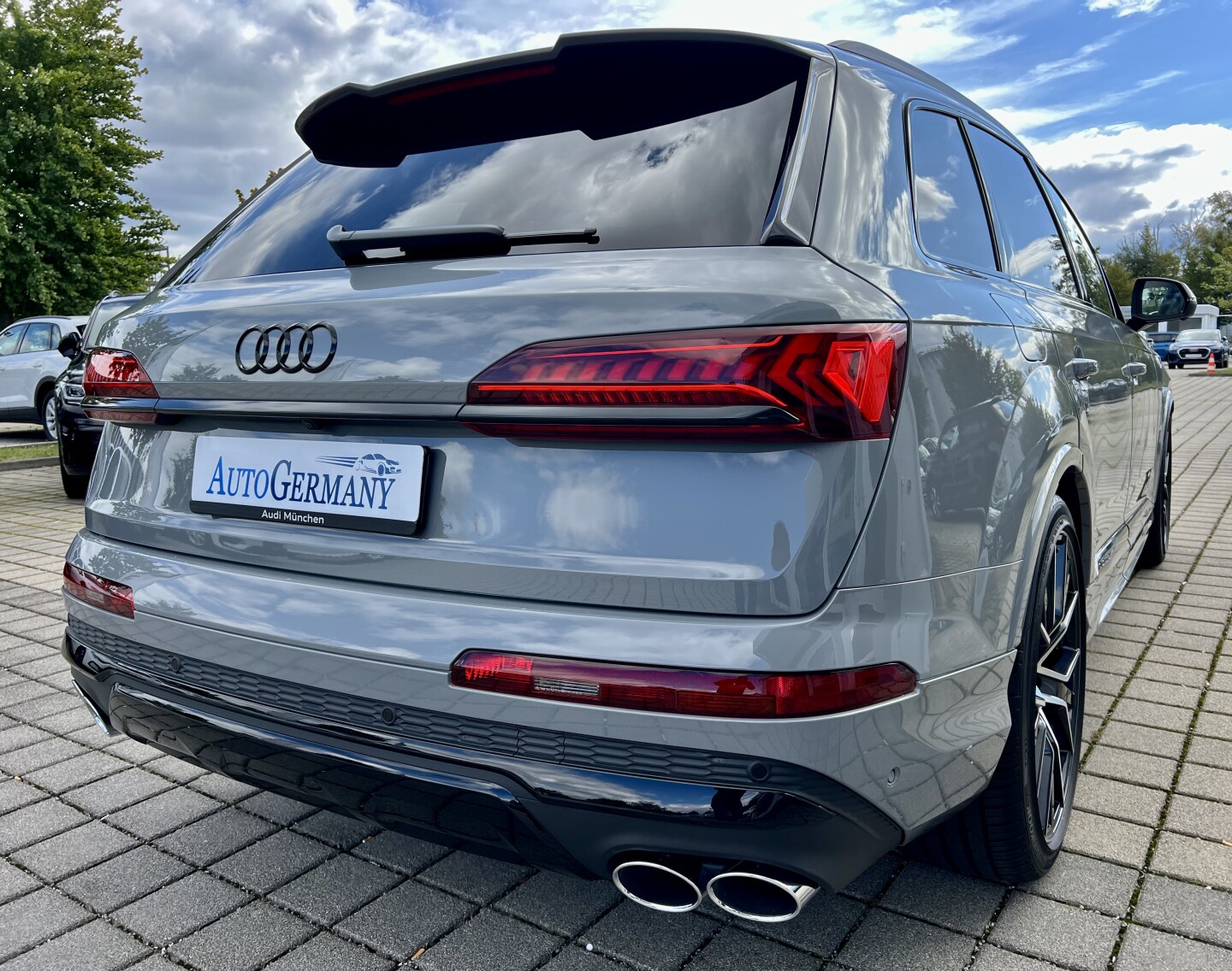 Audi SQ7 4.0TFSI 507PS Competition Plus Black-Paket З Німеччини (119900)