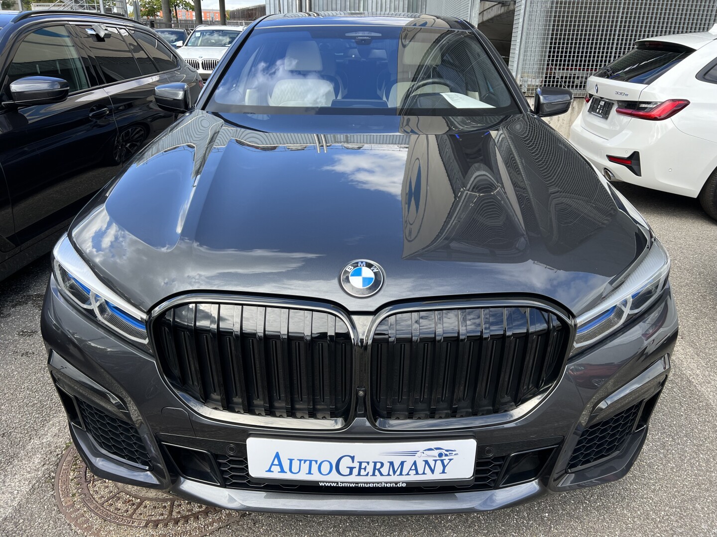 BMW 750xi 530PS xDrive M-Paket Individual Из Германии (120029)