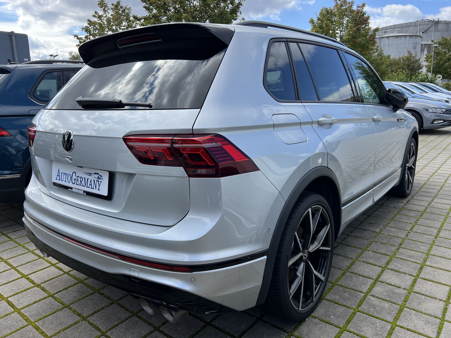 VW Tiguan R 2.0TSI 320PS 4Motion DSG IQ-LED Из Германии (120120)