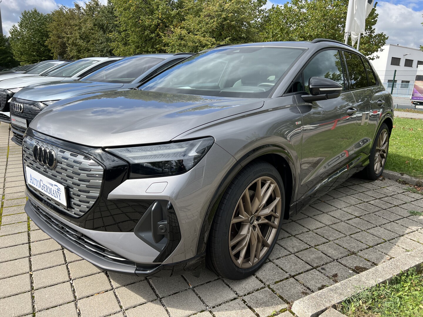 Audi Q4 Quattro 50 e-tron 299PS S-Line Edition Из Германии (120193)