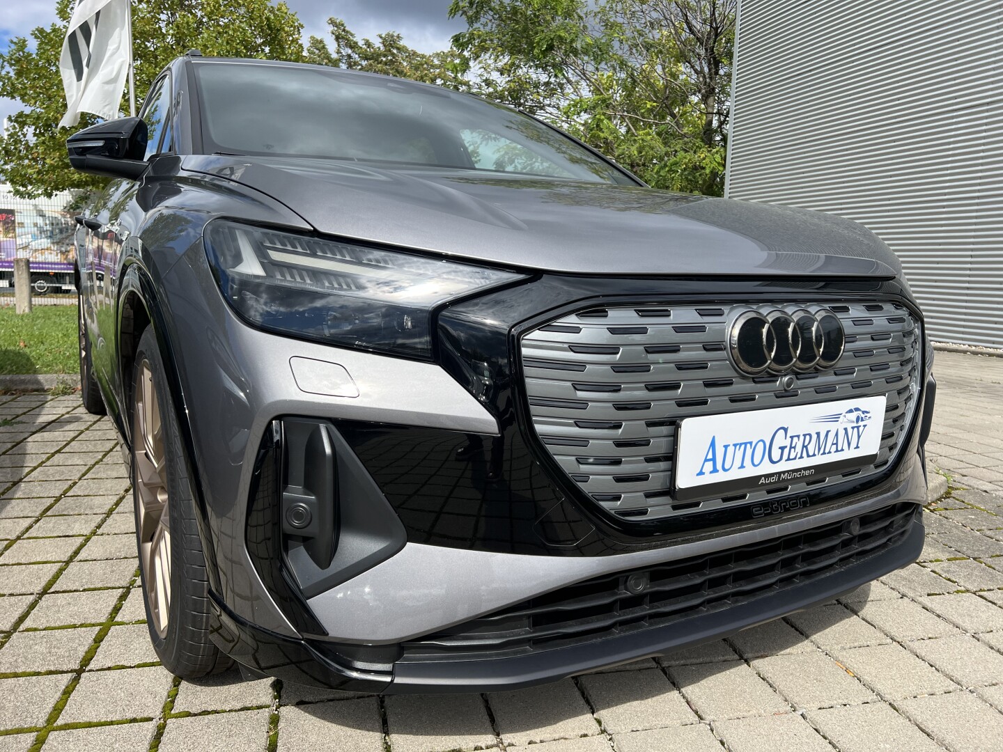 Audi Q4 Quattro 50 e-tron 299PS S-Line Edition Aus Deutschland (120189)