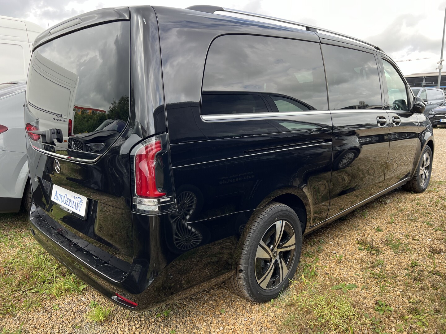 Mercedes-Benz V300d 4Matic Avantgarde Extra Long Aus Deutschland (120195)