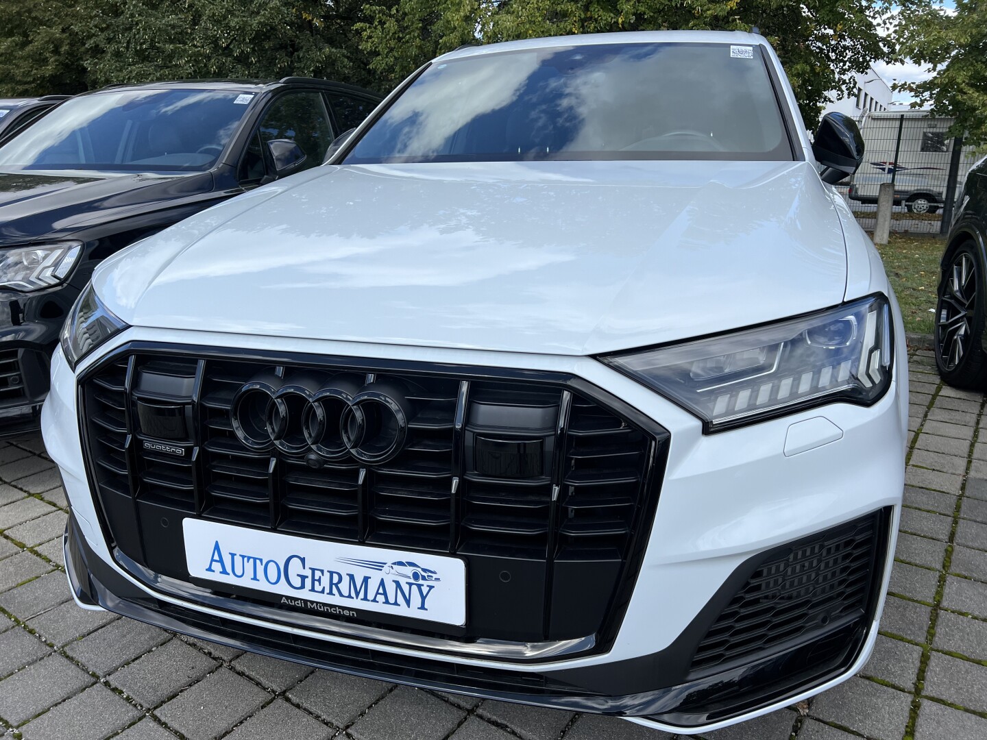 Audi Q7 S-Line 55TFSIe 381PS Black-Paket Matrix Из Германии (120298)