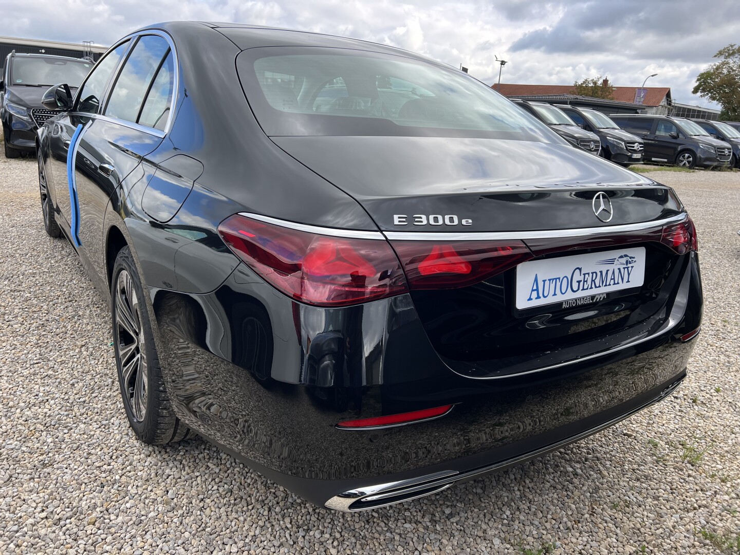 Mercedes-Benz E 300e Hybrid 204PS Performance From Germany (120314)