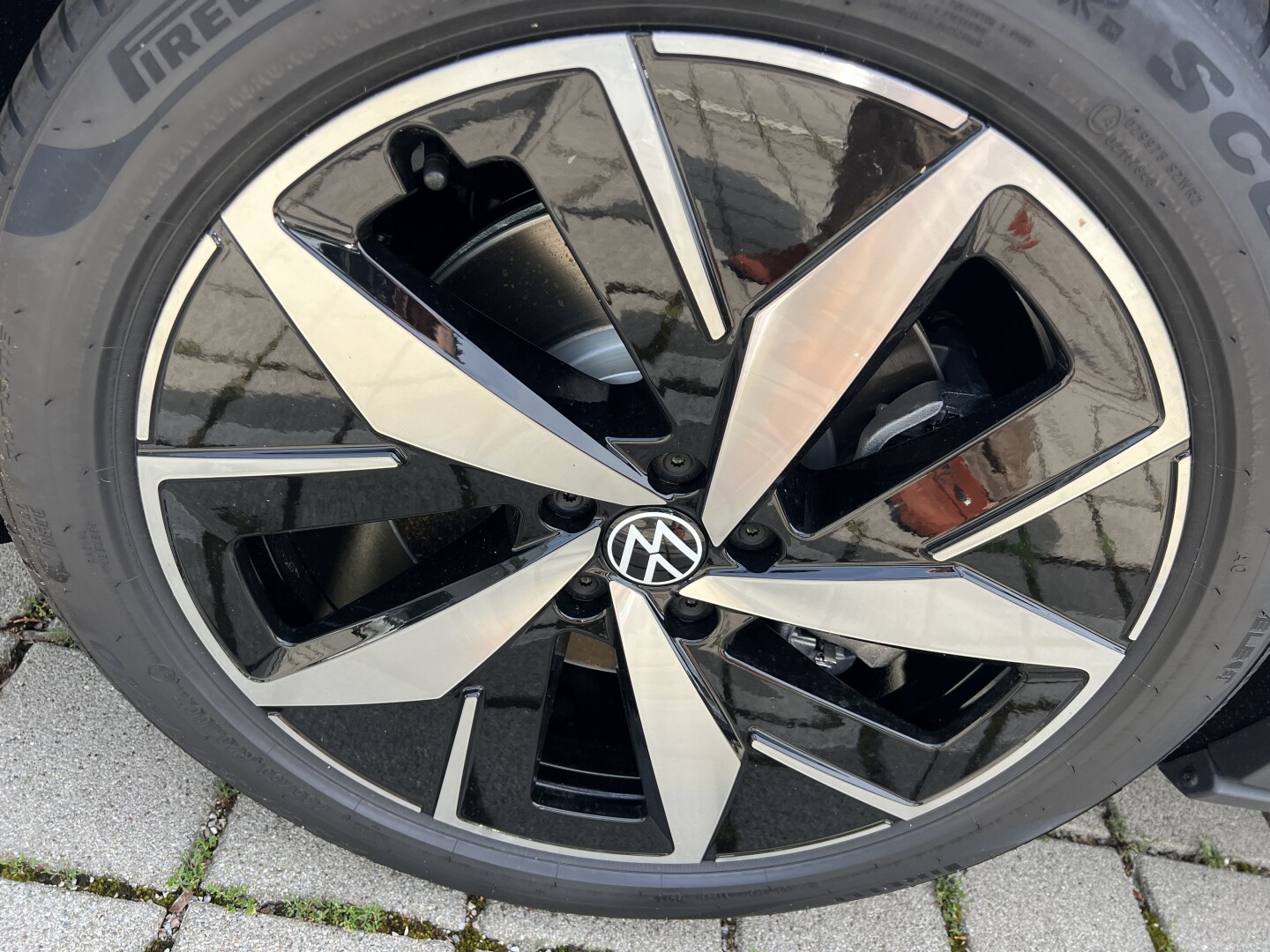 VW ID.5 GTX 340PS 4Motion 79kWh Wärmepumpe From Germany (120438)