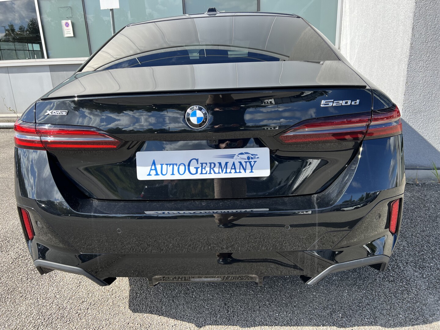 BMW 520d xDrive G60 M-Sport Black-Paket From Germany (120540)