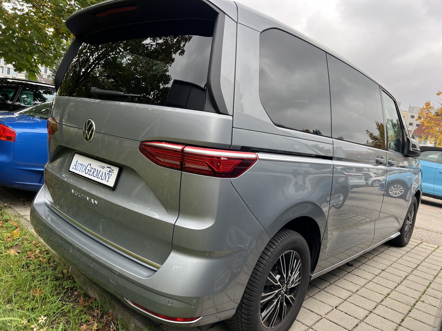 VW Multivan T7 Bulli e-Hybrid 1.4TSI DSG  Из Германии (120624)