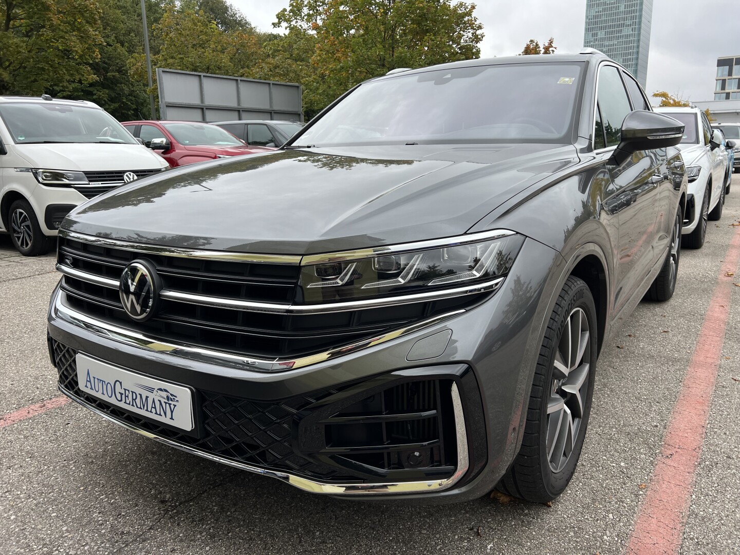 VW Touareg 3.0TDI 4Motion R-Line Black Style LED З Німеччини (120727)