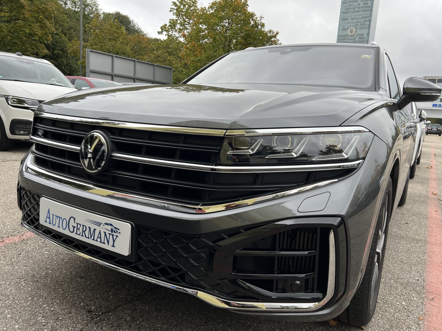 VW Touareg 3.0TDI 4Motion R-Line Black Style LED З Німеччини (120750)